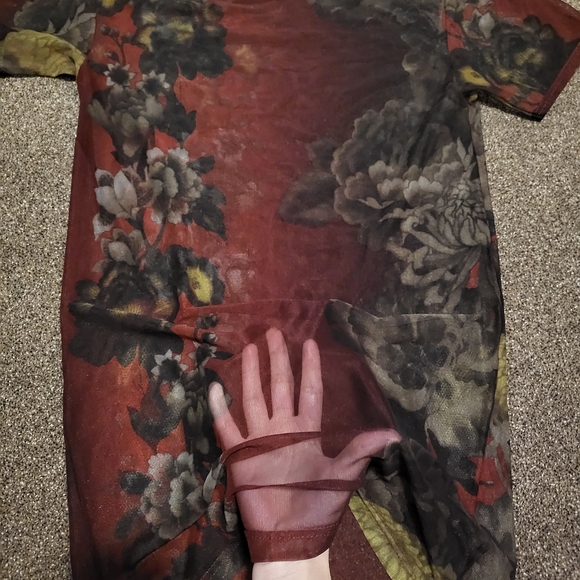 SOLD Gucci mesh top - Picture 2 of 5